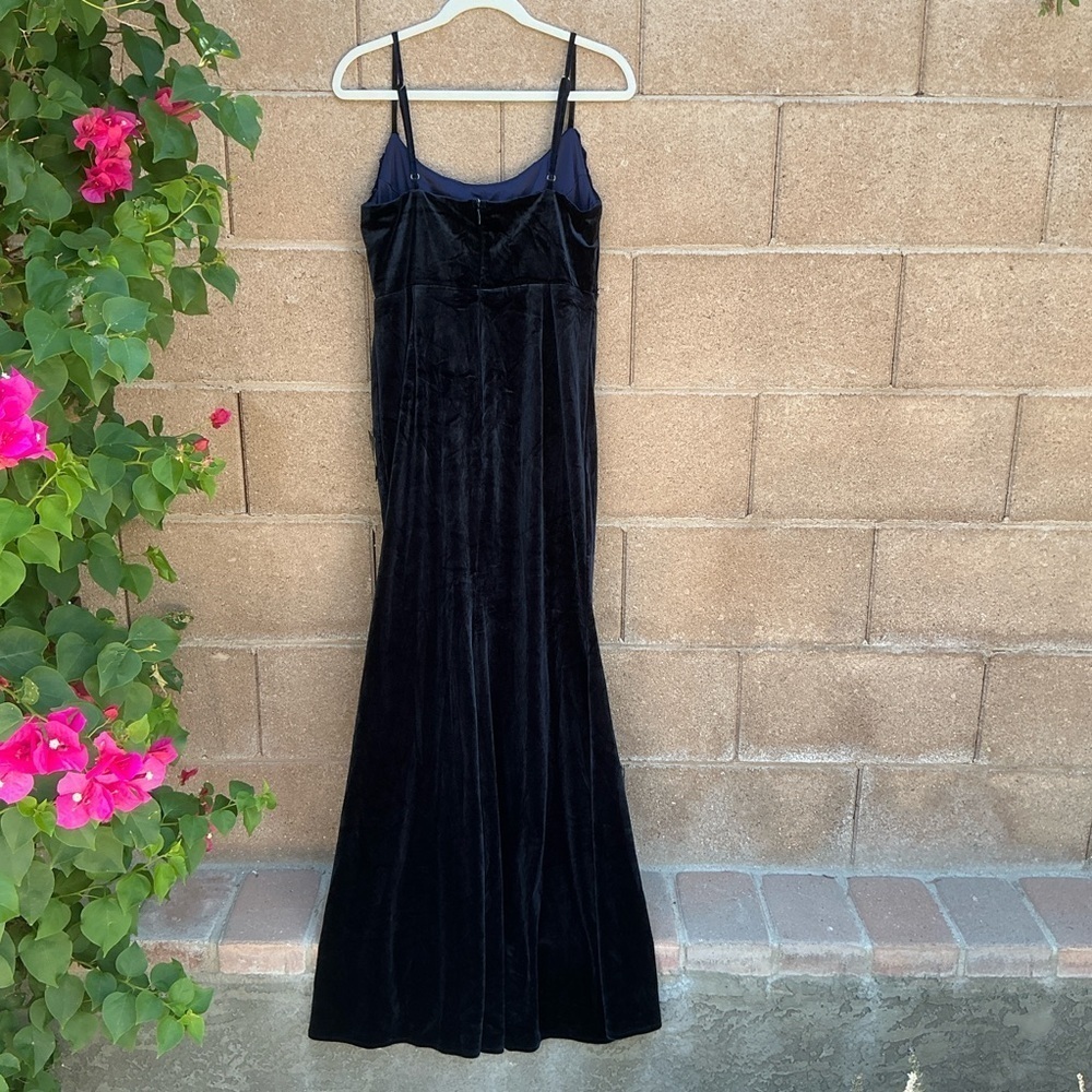 NWT Lulu’s Elegant Luxury Navy Blue Velvet Cowl Neck Maxi Dress Large Romantic - Picture 5 of 10